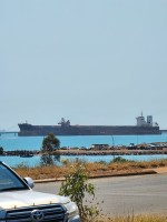 توقف کشتی‌های سنگ‌آهن در پورت هدلند، بزرگ‌ترین بندری معدنی جهان