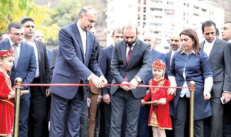 تهران جای خالی روسیه در ایروان را پر می‌کند