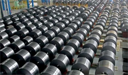 مقصر بازار سیاه فولاد کیست؟/ معاون وزیر صمت: مشکل، وجود تقاضاهای سوداگرانه است.
