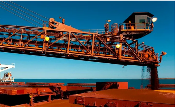 پیش بینی کاهش درآمد صادرات سنگ آهن استرالیا