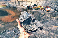 خراسان جنوبی رتبه نخست ذخایر زغال سنگ در کشور/ بهره برداری از 44 معدن در استان